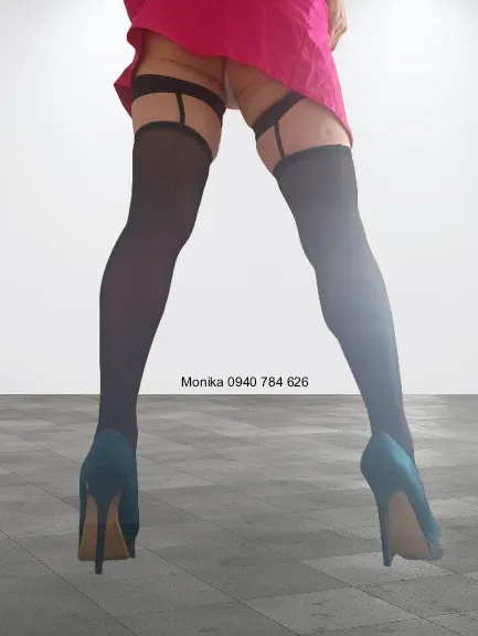Monika 8