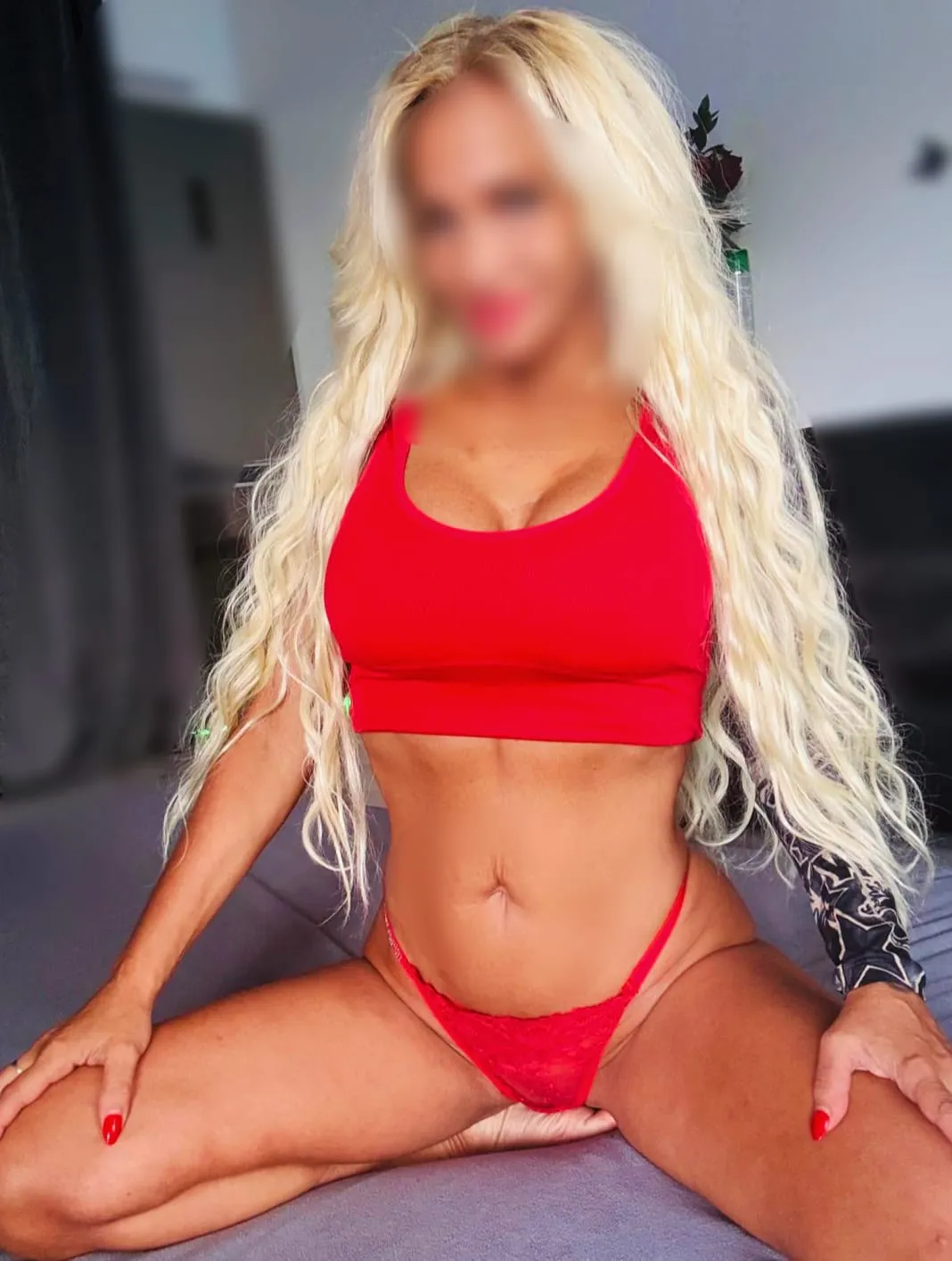 Nela 2